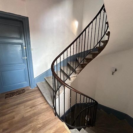 Appartement Cosy Charme Ancien Thizy-les-Bourgs ภายนอก รูปภาพ